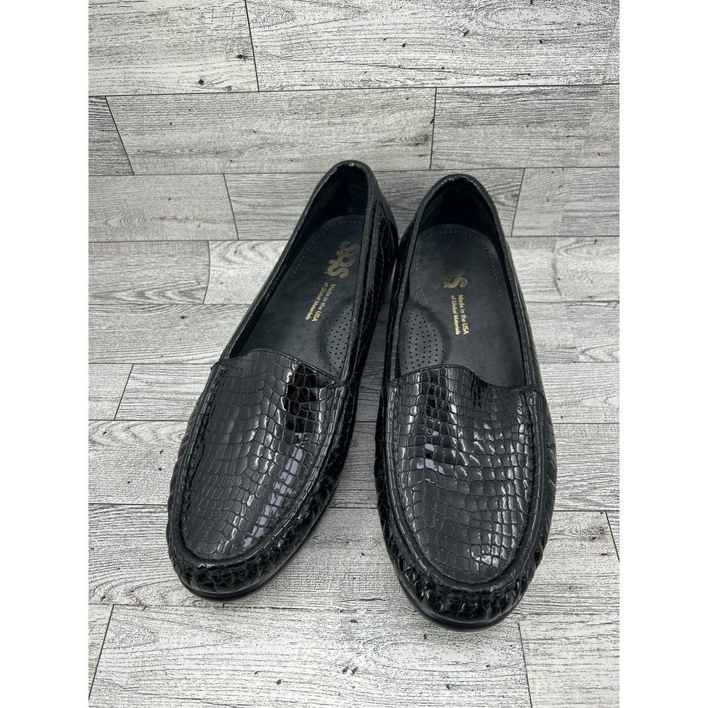 SAS Women's Black Crocodile Embossed Leather Loafer Flats Size 9W Made in USA‎